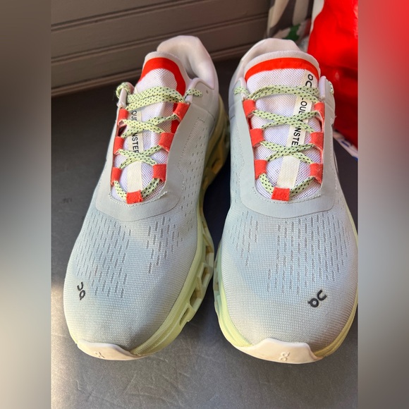 On Cloudmonster Women's Size 10.5 Athletic Running Shoes Green/White - Picture 2 of 10